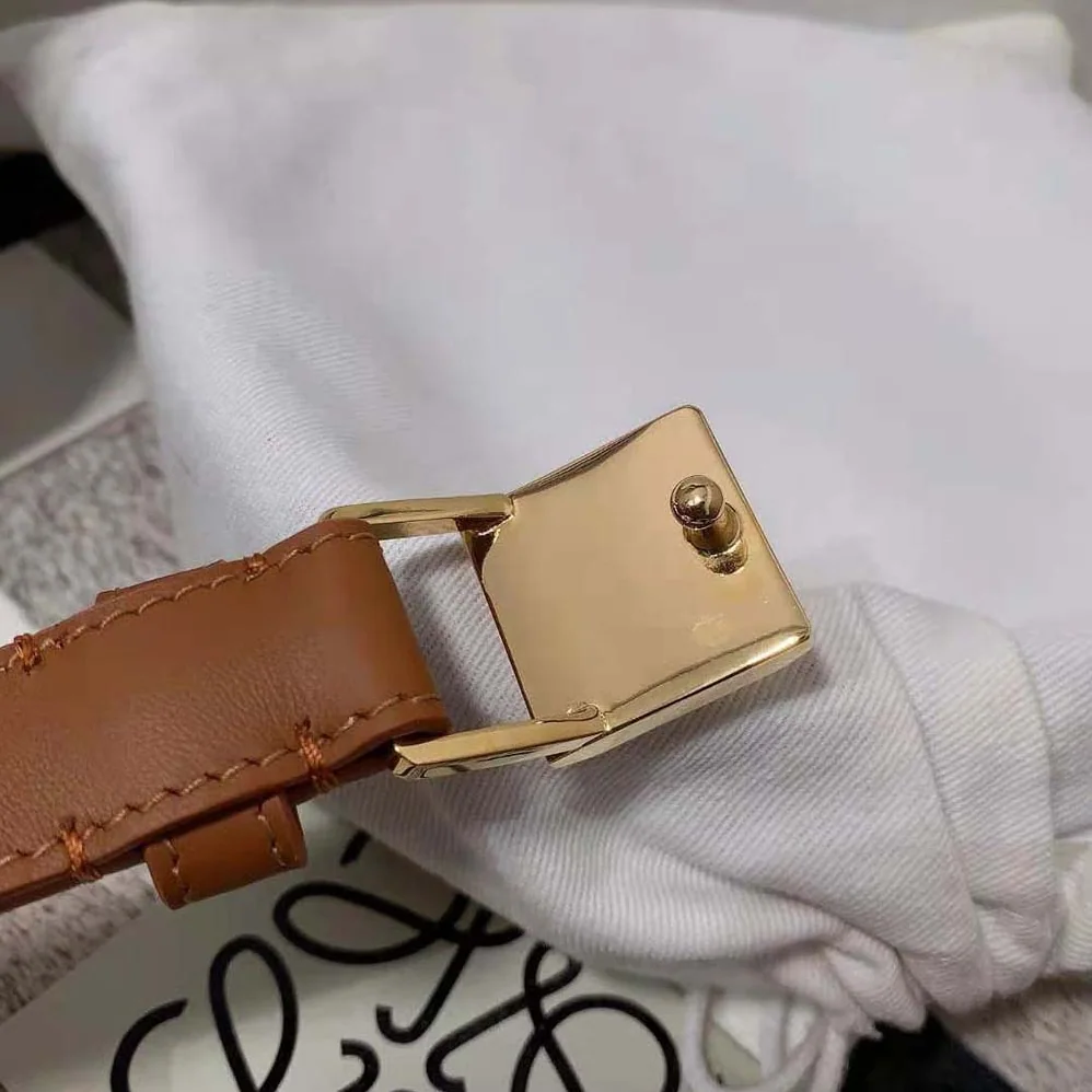 Loewe Amazona Padlock Belt in Smooth Calfskin for Women in Brown Loewe Amazona Padlock Belt in Smooth Calfskin for Women in Brown