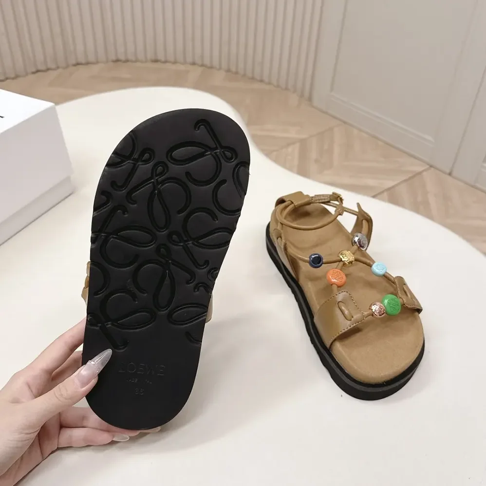 Loewe Pebble Beads Fussbett Sandal in Nappa Lambskin for Women in Camel Loewe Pebble Beads Fussbett Sandal in Nappa Lambskin for Women in Camel