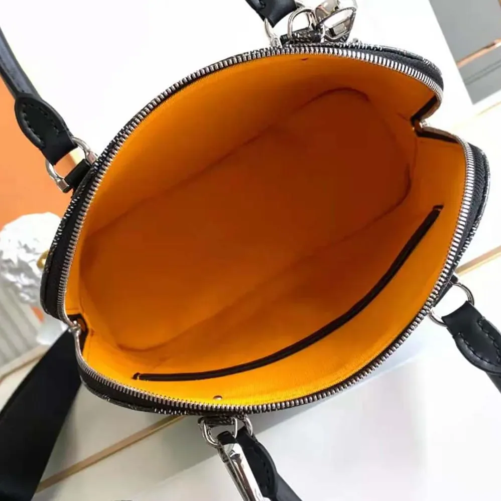 Goyard Vendôme PM Bag for Women in Black Goyard Vendôme PM Bag for Women in Black
