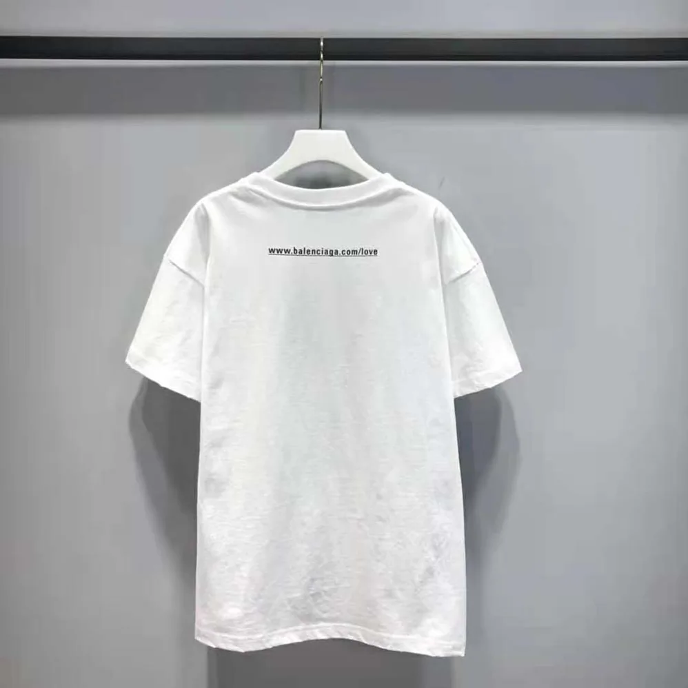 Balenciaga I Love U Medium Fit T-shirt in White Vintage Jersey for Men Balenciaga I Love U Medium Fit T-shirt in White Vintage Jersey for Men