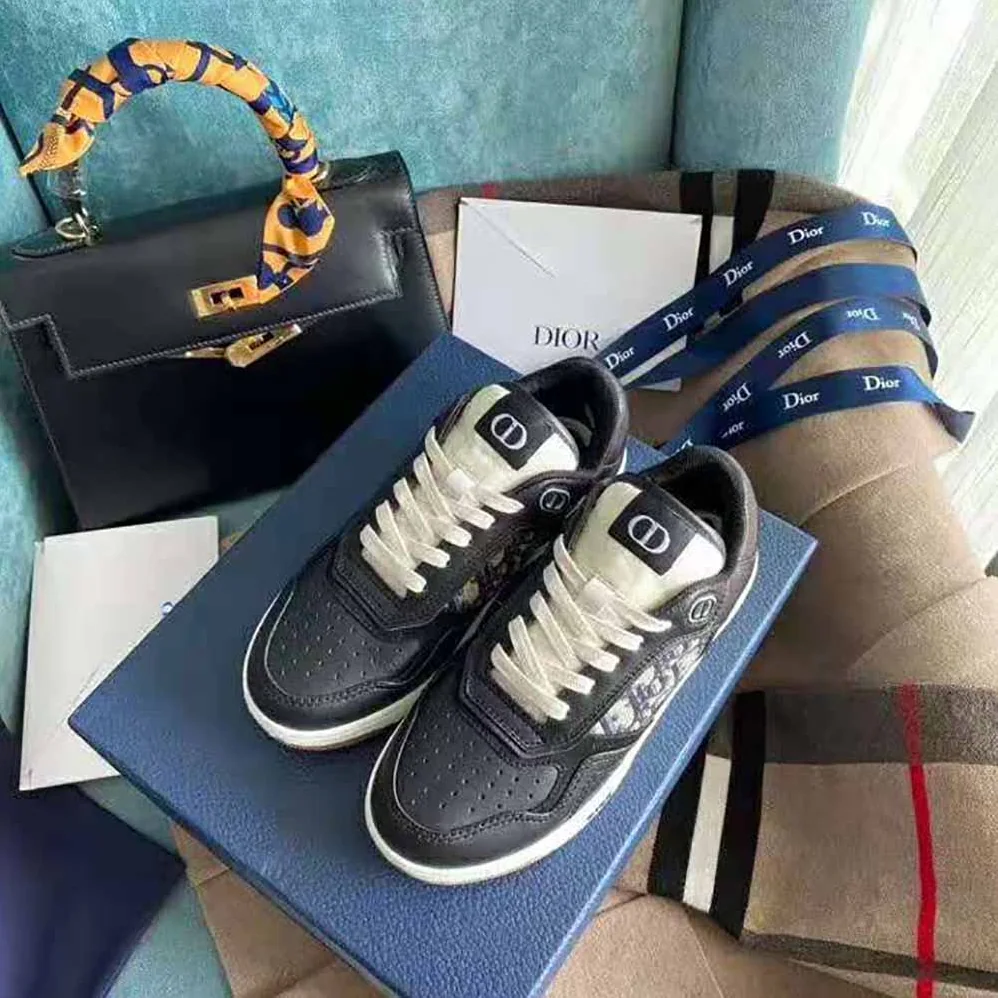 Dior B27 Low-Top Sneaker Smooth Calfskin with Dior Oblique Jacquard for Men in Black Dior B27 Low-Top Sneaker Smooth Calfskin with Dior Oblique Jacquard for Men in Black
