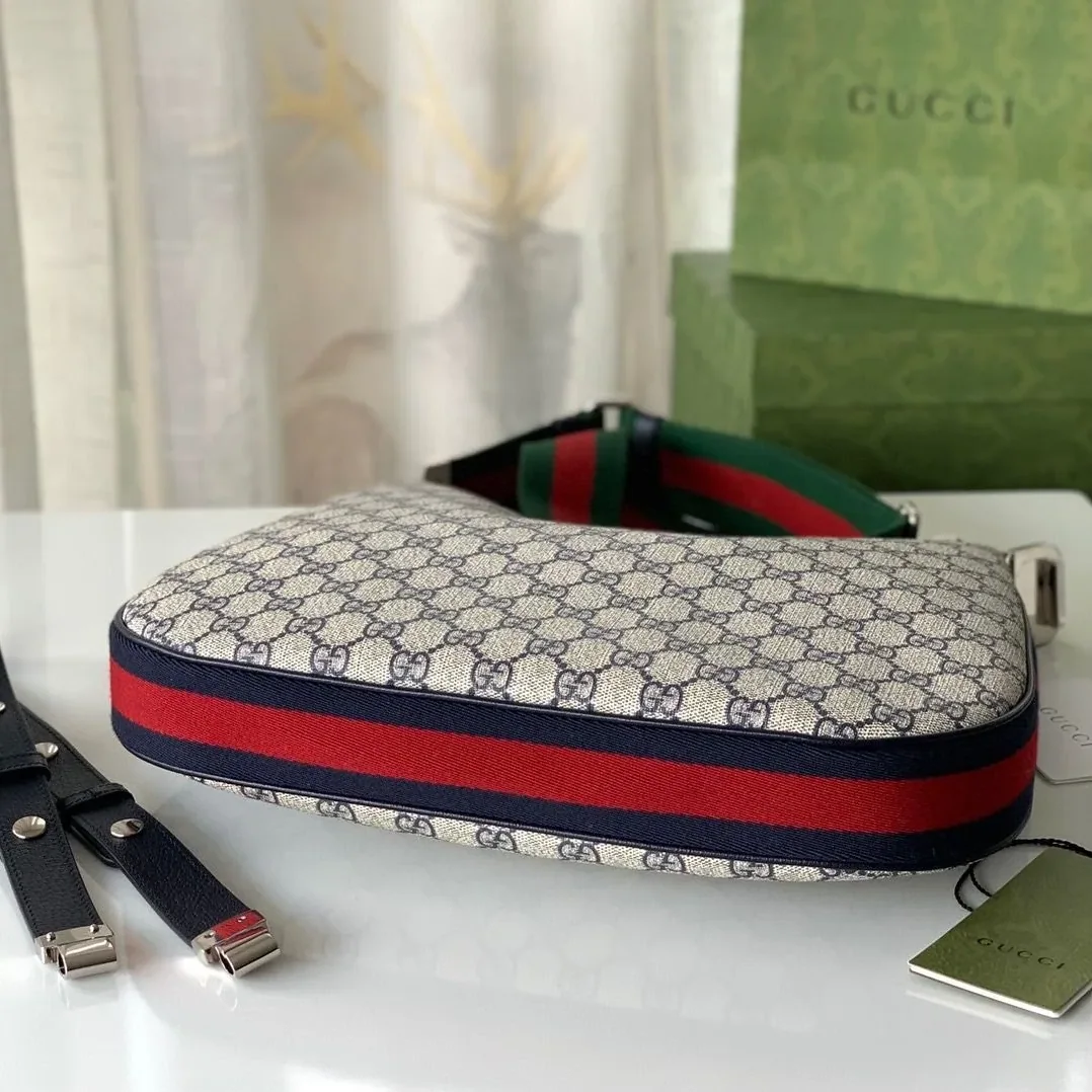 Gucci Attache Small Shoulder Bag in Beige GG Gucci Attache Small Shoulder Bag in Beige GG