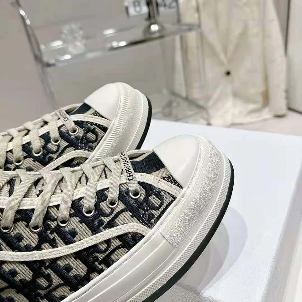 Dior Walk'N'Dior High-Top Platform Sneaker Deep Blue Dior Oblique Embroidered Cotton for Women Dior Walk'N'Dior High-Top Platform Sneaker Deep Blue Dior Oblique Embroidered Cotton for Women