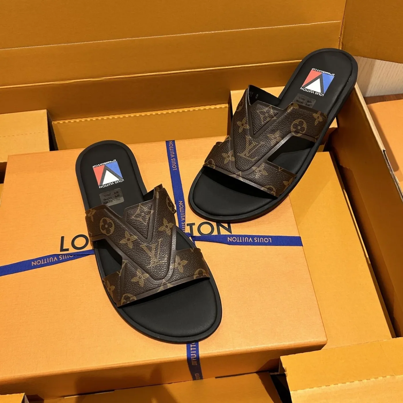 Louis Vuitton Oasis Mule Monogram Ebene Louis Vuitton Oasis Mule Monogram Ebene
