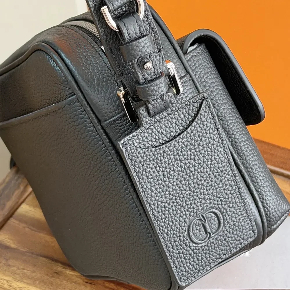 Dior CD Icon Zipped Messenger Bag Gris Flanelle Matte Grained Calfskin for Men