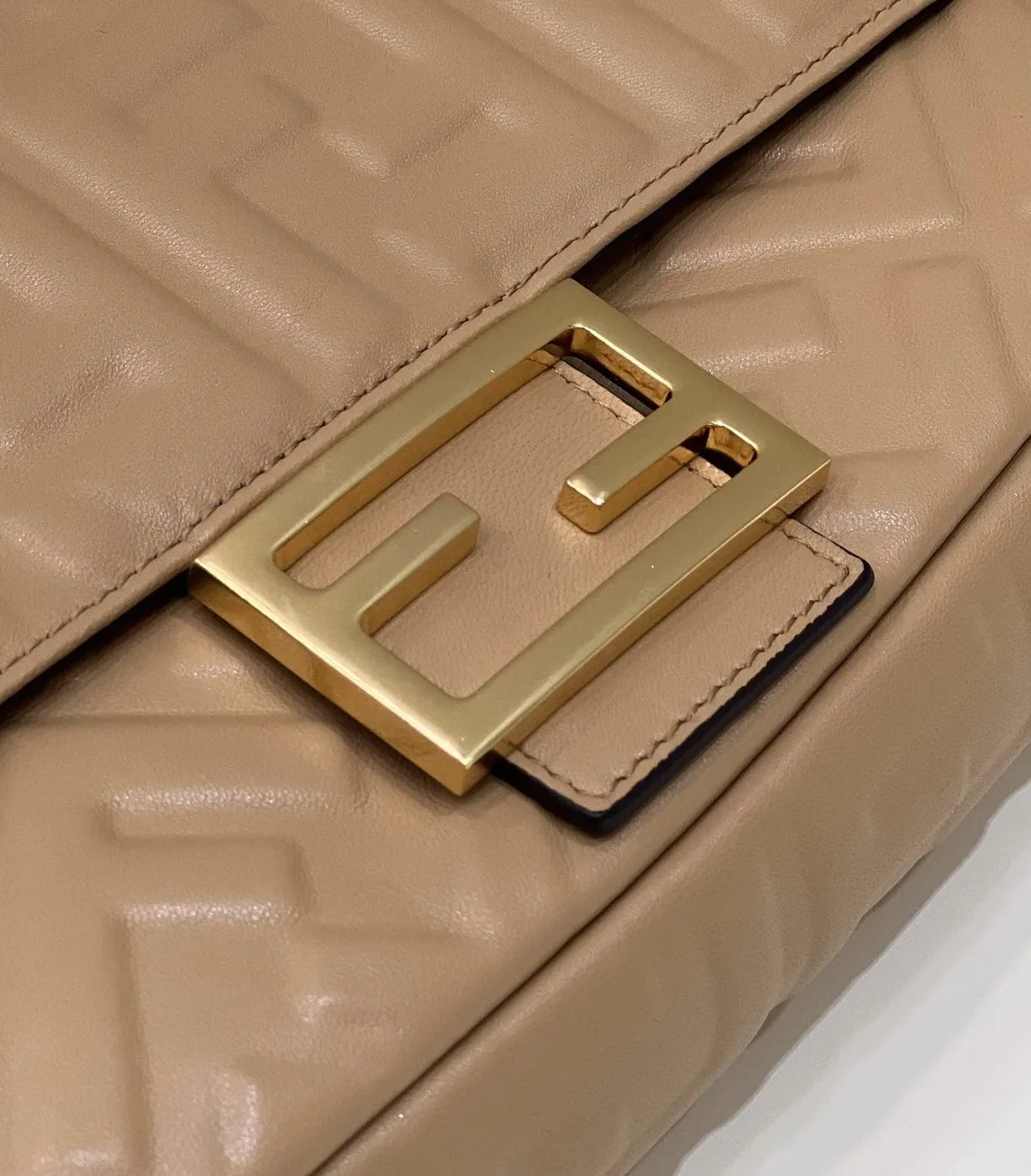 Fendi Baguette Brown Fendi Baguette Brown