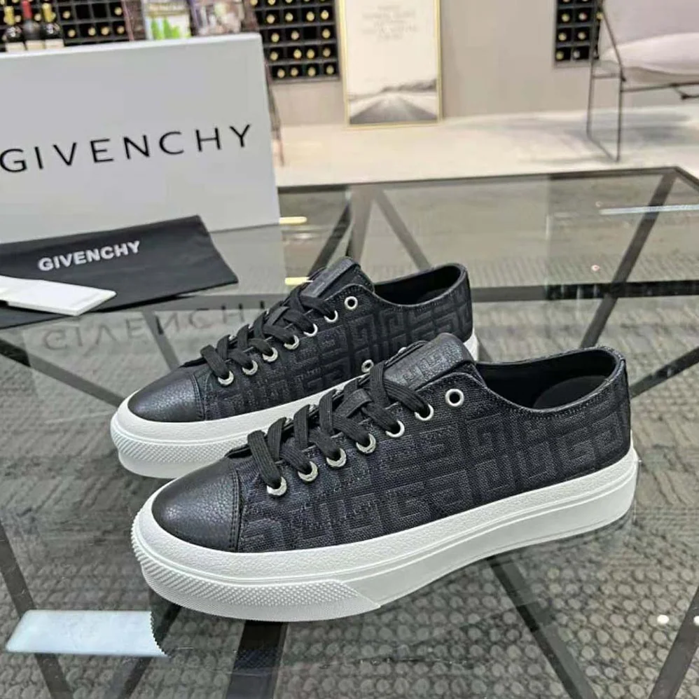 Givenchy Sneakers City in 4G Embroidered Canvas for Unisex in Black