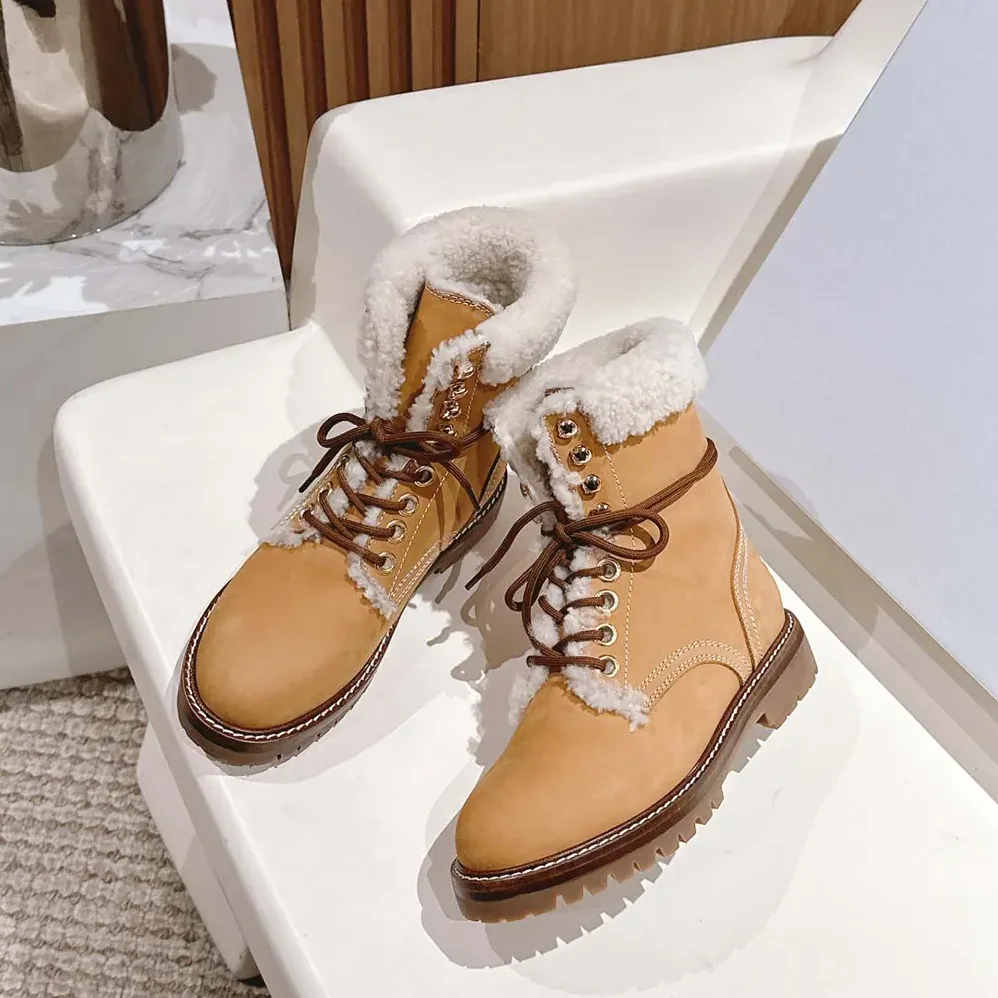 Celine Kurt Lace-up Mid Boot in Nubuck Calfskin and Shearling for Unisex Celine Kurt Lace-up Mid Boot in Nubuck Calfskin and Shearling for Unisex