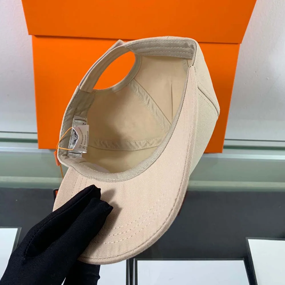 Hermes Miles H Circle Cap in Stretch Cotton for Men in Beige Hermes Miles H Circle Cap in Stretch Cotton for Men in Beige
