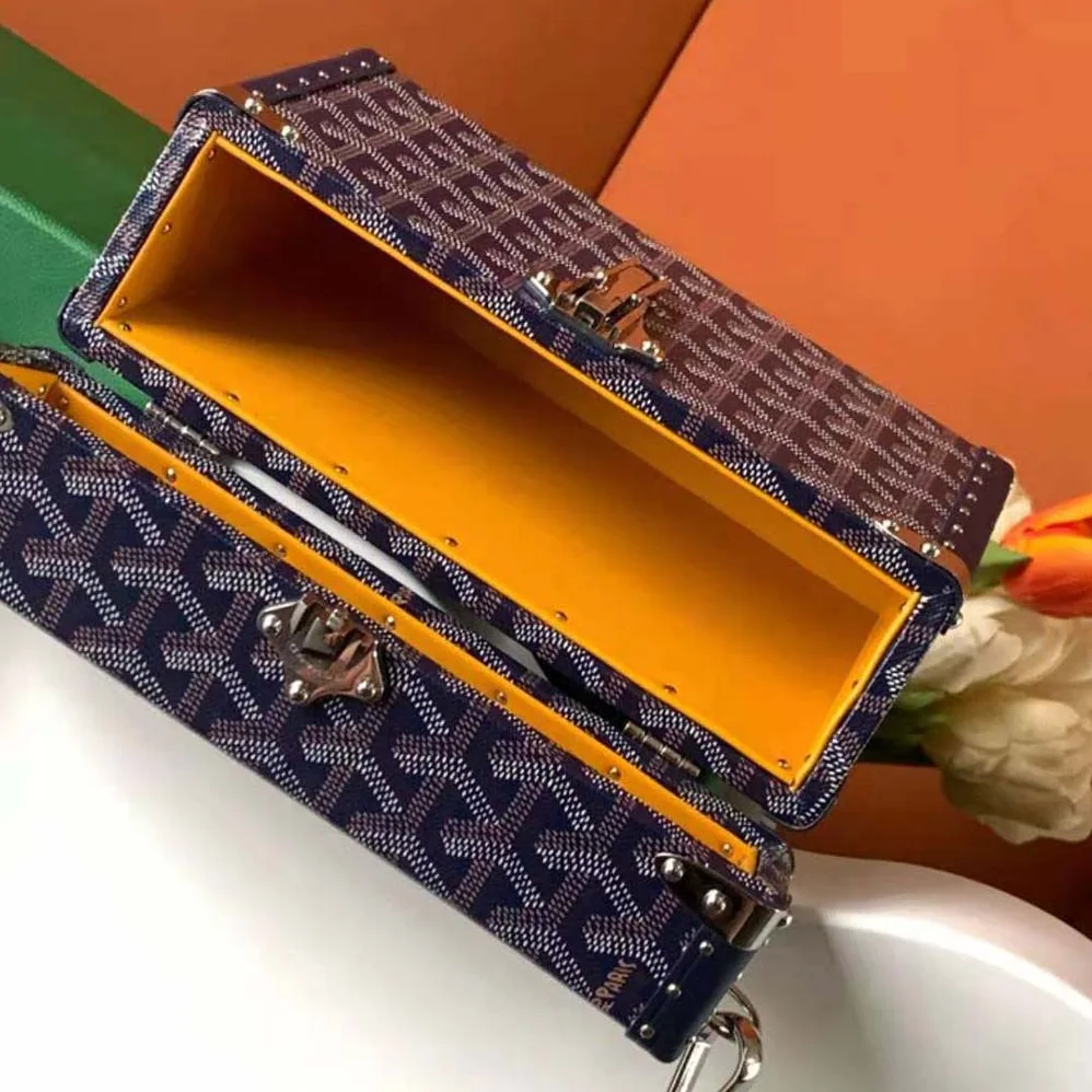 Goyard Cassette Trunk Bag in Goyardine Canvas & Clamecy Cowhide for Women in Navy Goyard Cassette Trunk Bag in Goyardine Canvas & Clamecy Cowhide for Women in Navy