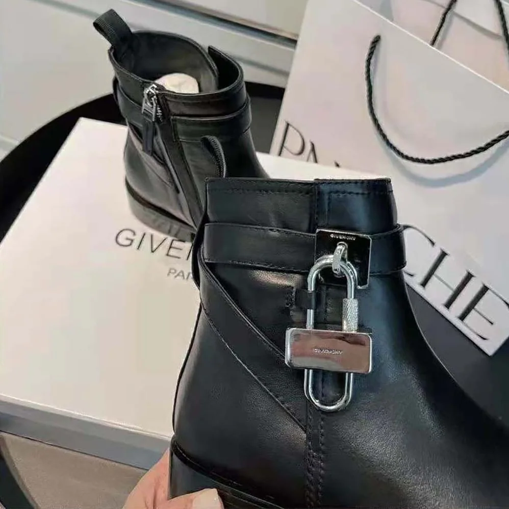 Givenchy Boots in Leather with Padlock for Women