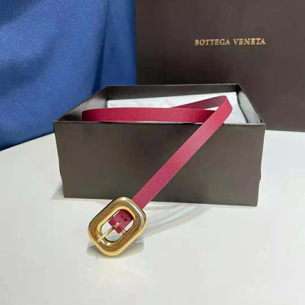 Bottega Veneta Chain Link Belt for Women in Maroon