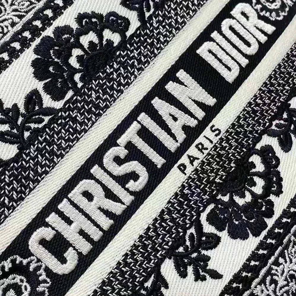 Dior Hat Basket Bag White and Black Butterfly Bandana Embroidery for Women Dior Hat Basket Bag White and Black Butterfly Bandana Embroidery for Women