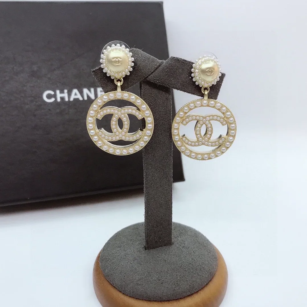 Chanel Dangling Big Circle Frame Earrings Gold Tone