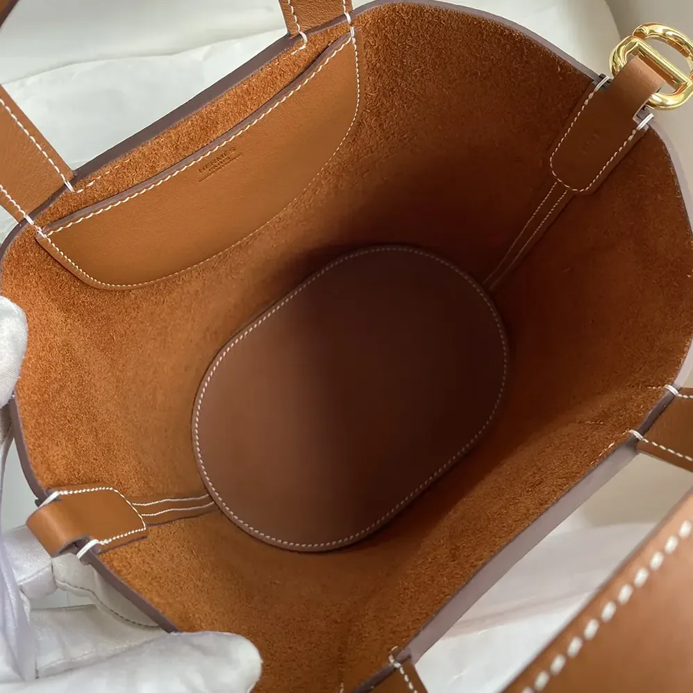 Hermes In the Loop 18 Handbag Clemence Leather for Women in Brown/Gold