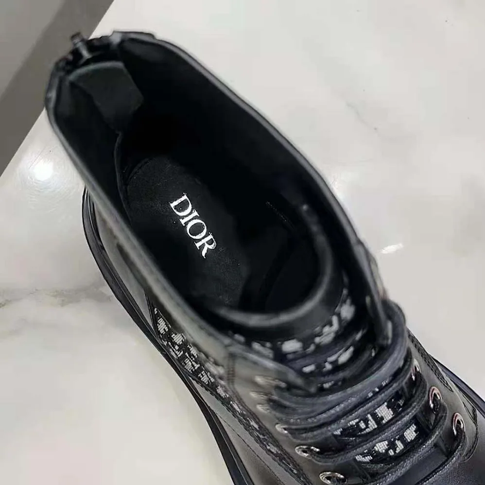 Dior Explorer Ankle Boot Black Smooth Calfskin and Beige and Black Dior Oblique Jacquard for Men Dior Explorer Ankle Boot Black Smooth Calfskin and Beige and Black Dior Oblique Jacquard for Men