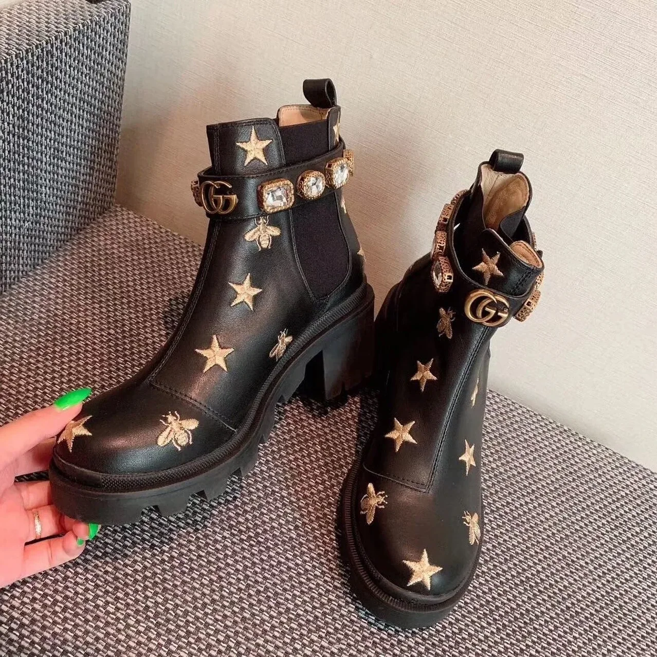 Gucci Star And Bee Embroidered Trip Ankle Boots Black