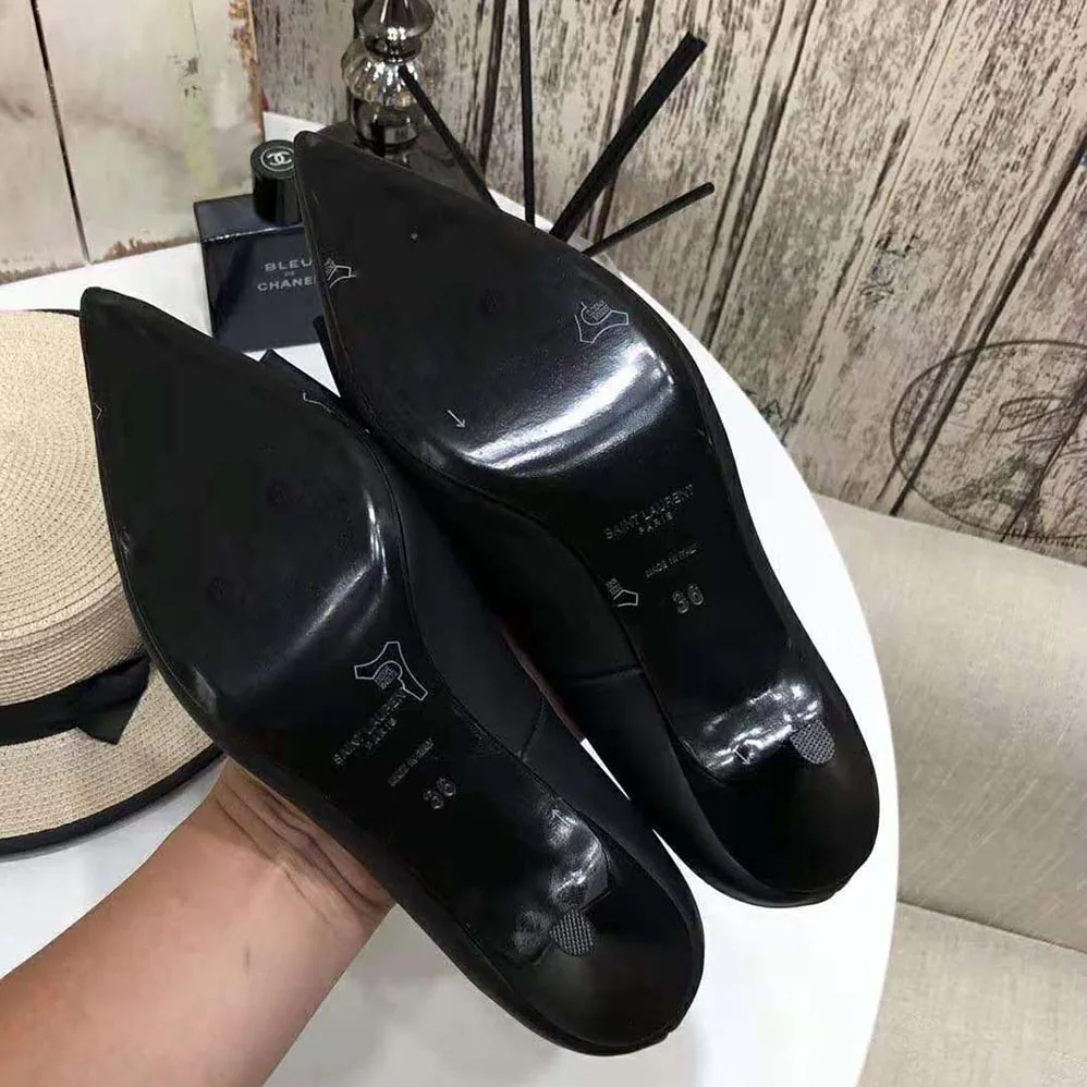 Saint Laurent YSL Anais Bow Pumps in Smooth Leather for Women in Black