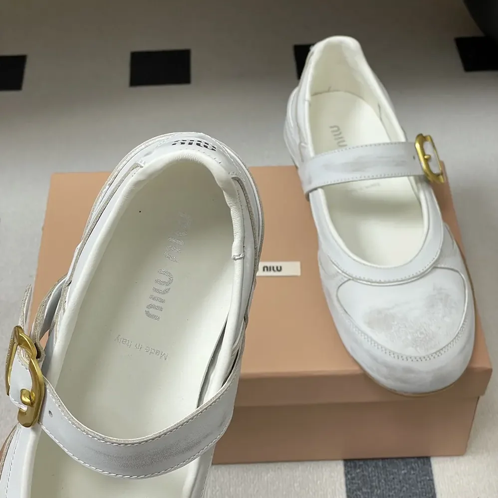 Miu Miu Gymnasium Leather Ballerinas With Strap and Buckle for Women Miu Miu Gymnasium Leather Ballerinas With Strap and Buckle for Women