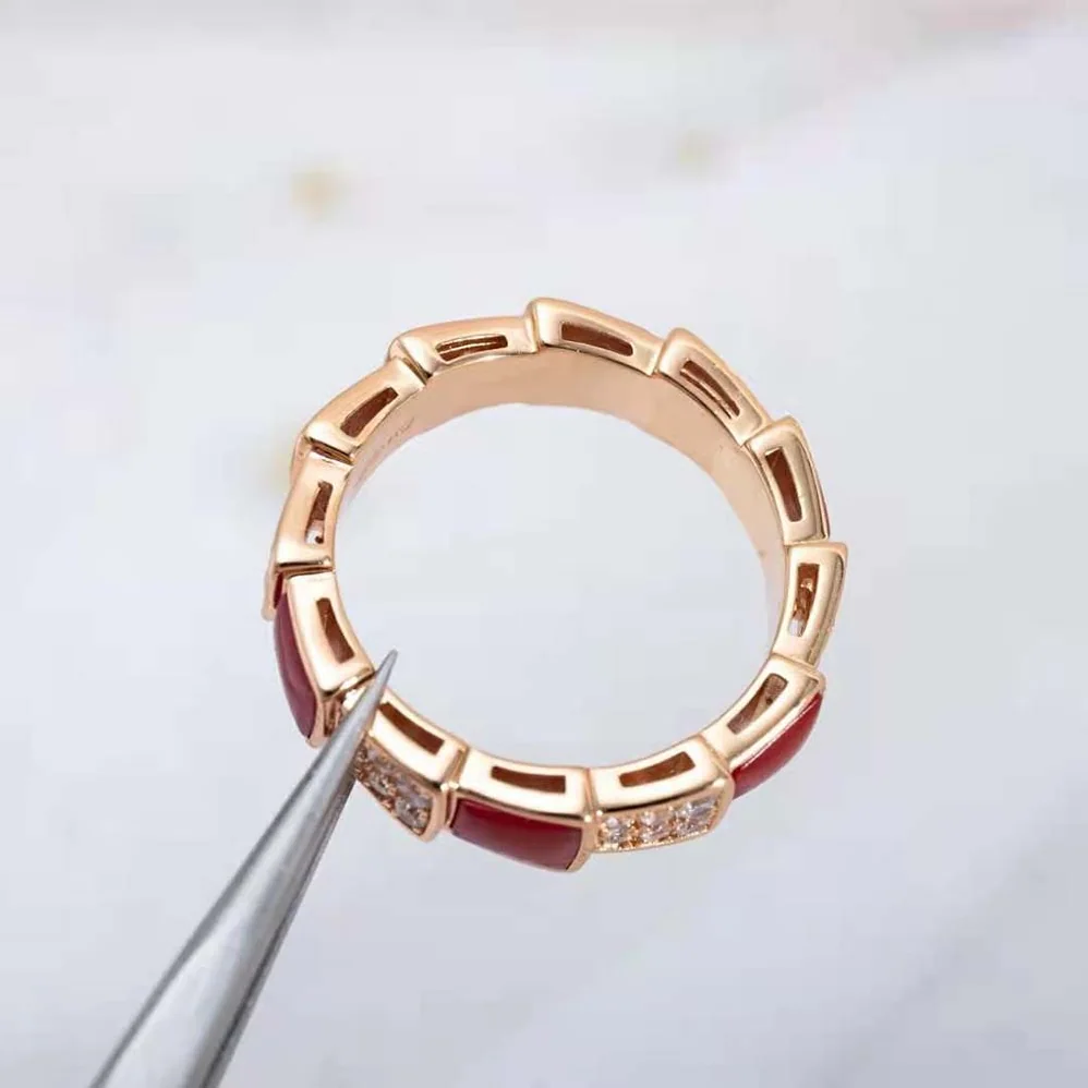 Bvlgari Serpenti Viper Band Ring in 18 KT Rose Gold for Women in Red Bvlgari Serpenti Viper Band Ring in 18 KT Rose Gold for Women in Red