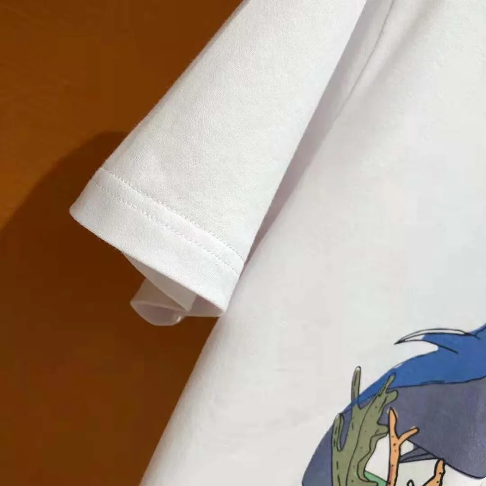 Burberry Marine Sketch Print Cotton Oversized T for Men in shirt Burberry Marine Sketch Print Cotton Oversized T for Men in shirt