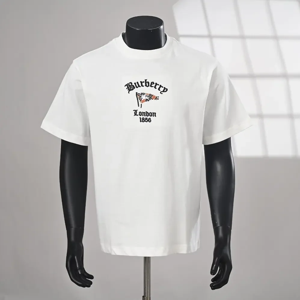 Burberry Check Flag Cotton T-shirt for Men in White Burberry Check Flag Cotton T-shirt for Men in White