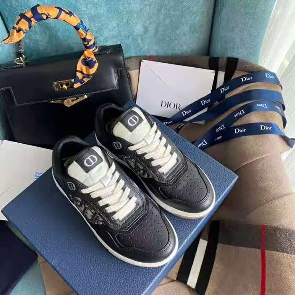 Dior B27 Low-Top Sneaker Smooth Calfskin with Dior Oblique Jacquard for Men in Black Dior B27 Low-Top Sneaker Smooth Calfskin with Dior Oblique Jacquard for Men in Black