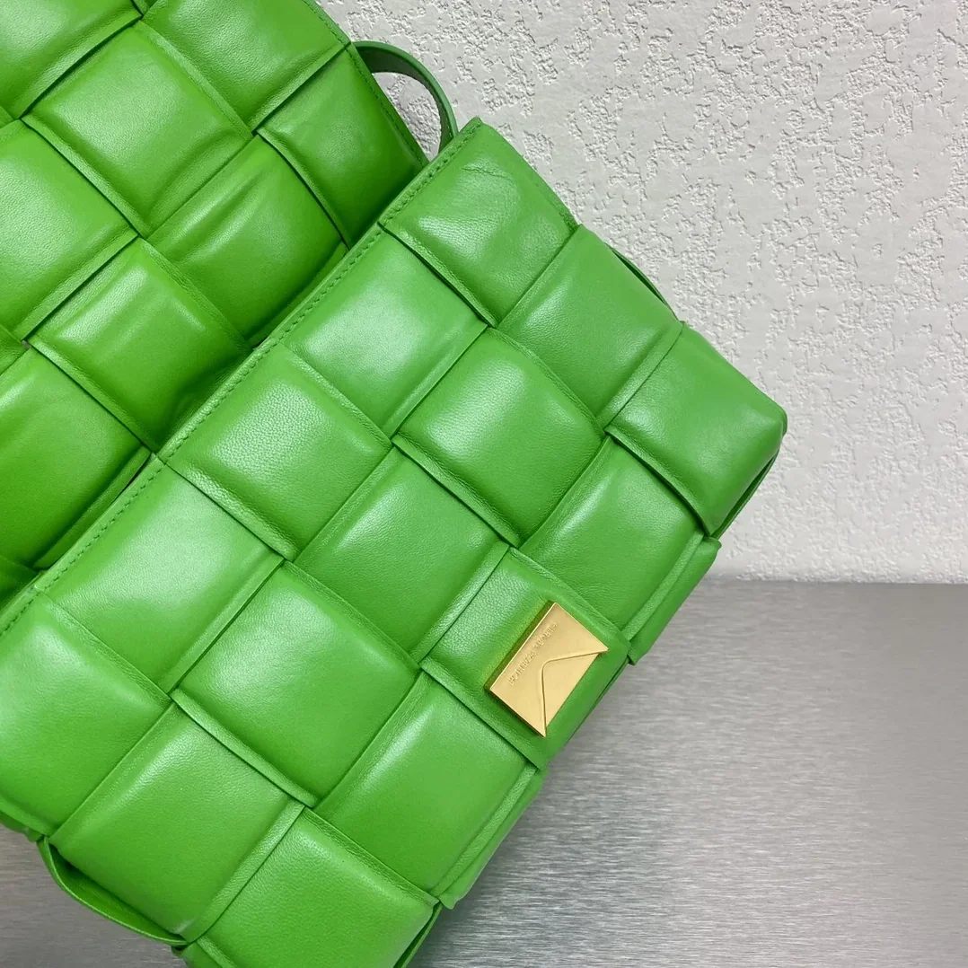 Bottega Veneta Padded Cassette Green Bottega Veneta Padded Cassette Green