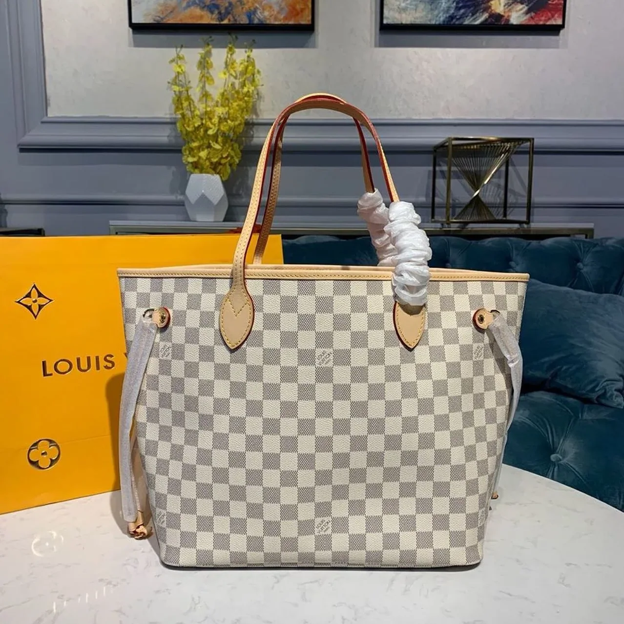 Louis Vuitton Neverfull MM Tote Bag / Rose Ballerine Pink Damier Azur Canvas Louis Vuitton Neverfull MM Tote Bag / Rose Ballerine Pink Damier Azur Canvas