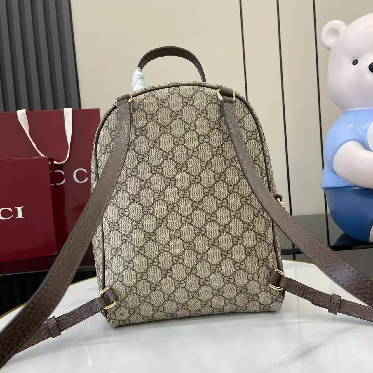 Gucci Ophidia Small Backpack / Beige/ Dark Brown Gold Hardware Gucci Ophidia Small Backpack / Beige/ Dark Brown Gold Hardware
