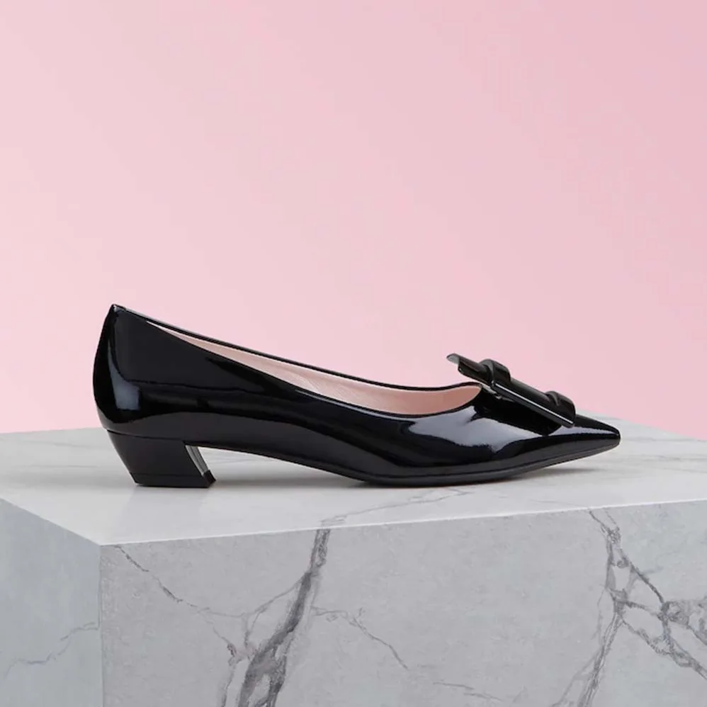 Roger Vivier Gommettine Ballerinas for Women in Black Roger Vivier Gommettine Ballerinas for Women in Black