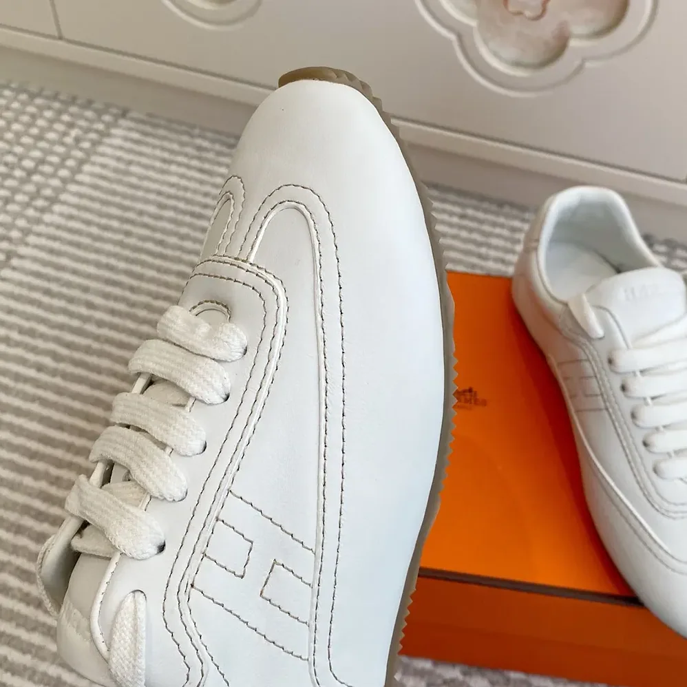 Hermes Master sneaker in Supple Calfskin for Unisex in White Hermes Master sneaker in Supple Calfskin for Unisex in White