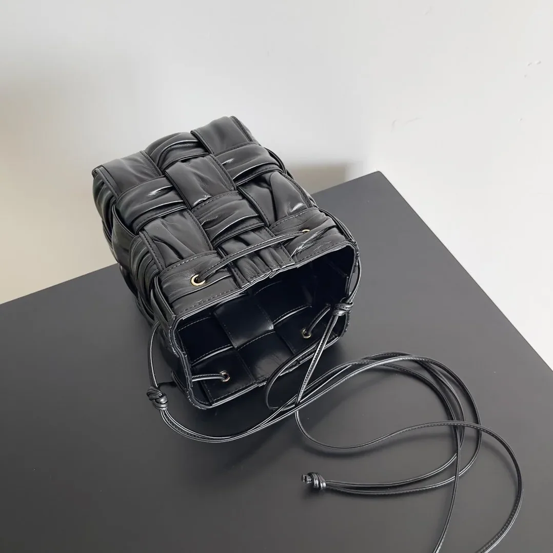 Bottega Veneta Small Cassette Bucket Bag Black Bottega Veneta Small Cassette Bucket Bag Black