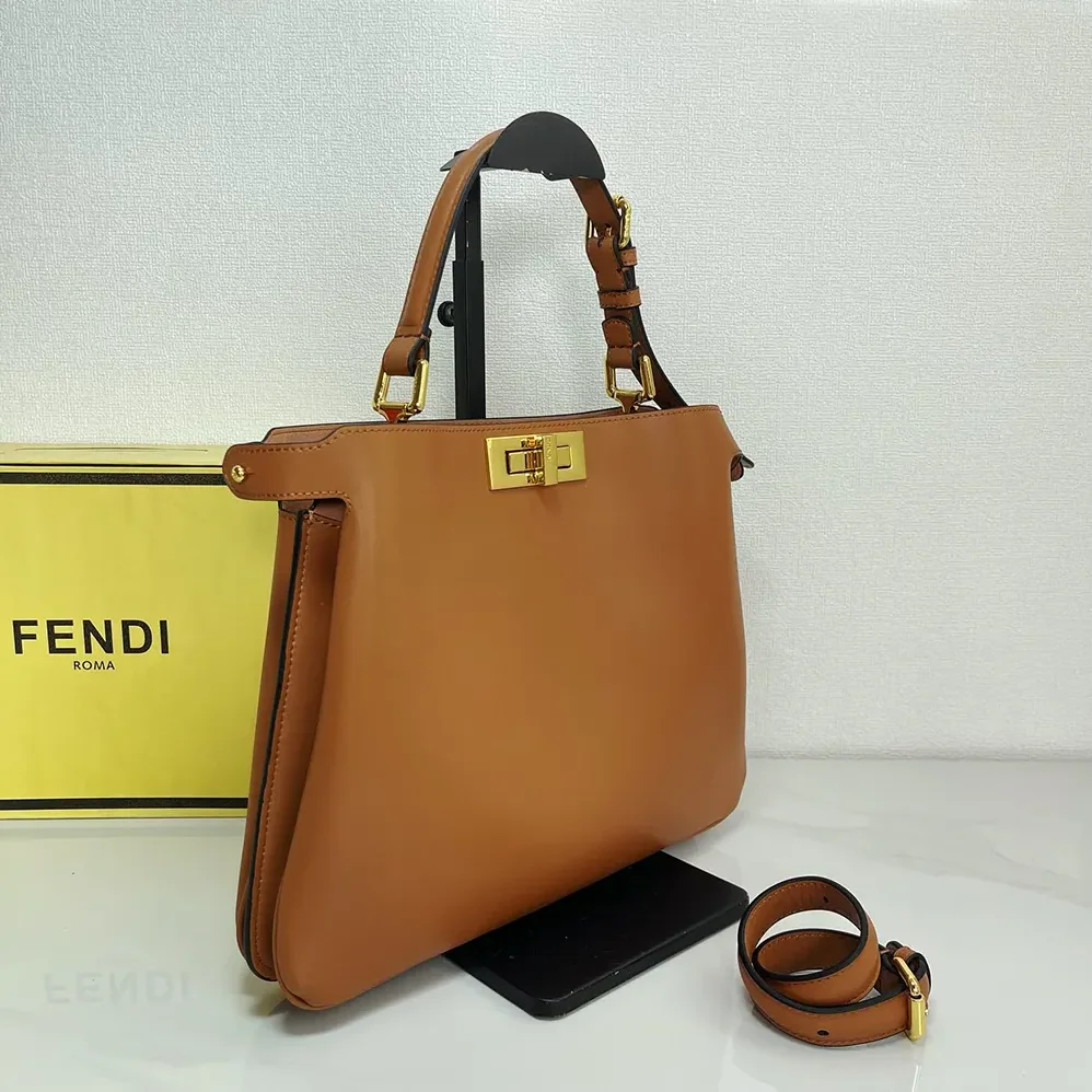 Fendi Peekaboo Soft Medium Cappuccino for Women in colored Leather Bag Fendi Peekaboo Soft Medium Cappuccino for Women in colored Leather Bag