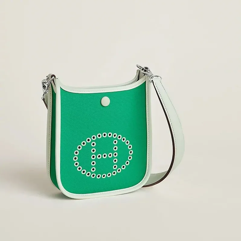 Hermes Neo Evelyne 16 Shoulder Bag in Green Palladium Hardware