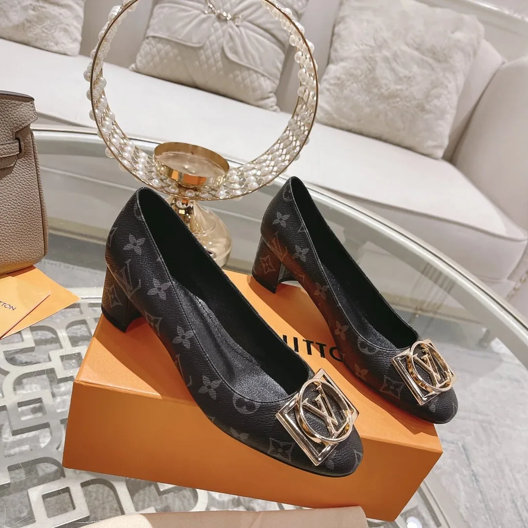 Louis Vuitton Madeleine Pump Beige / Louis Vuitton Madeleine Pump Beige /