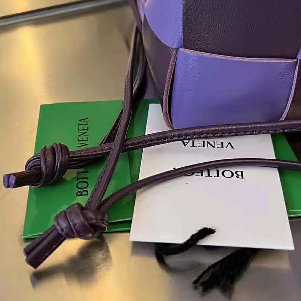 Bottega Veneta Small Cassette Cross-Body Bucket for Women in Purple