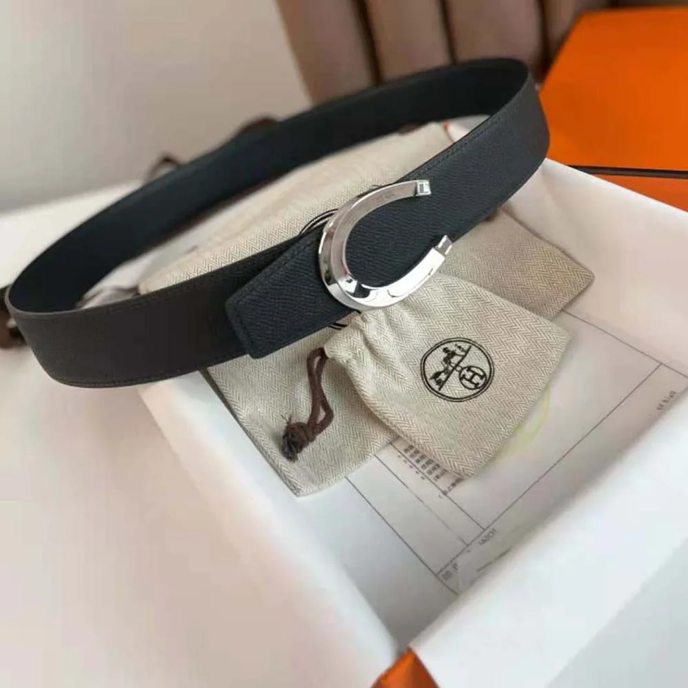 Hermes Luck Belt Buckle & Reversible Leather Strap 38 mm for Men in Black