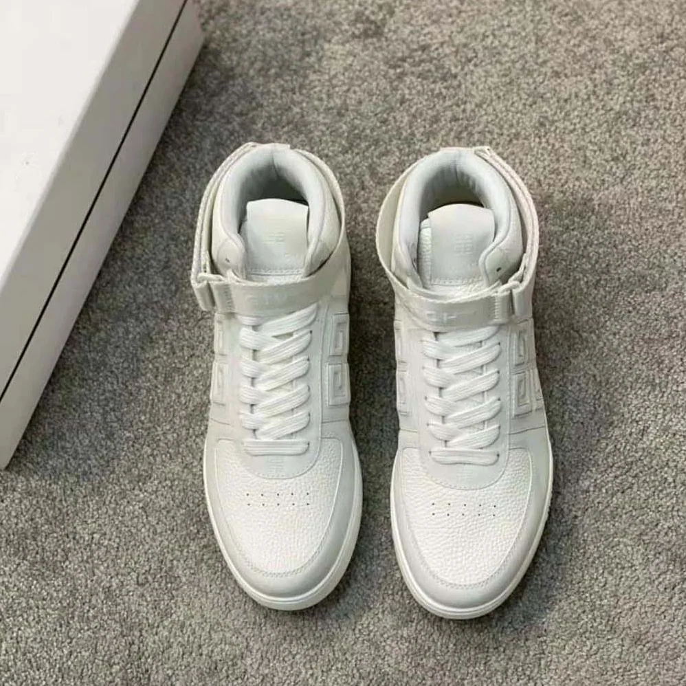 Givenchy G4 High Top Sneakers in Leather for Men in White