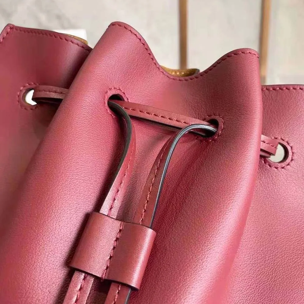 Loewe Horseshoe Bag in Nappa Calfskin for Women in Maroon