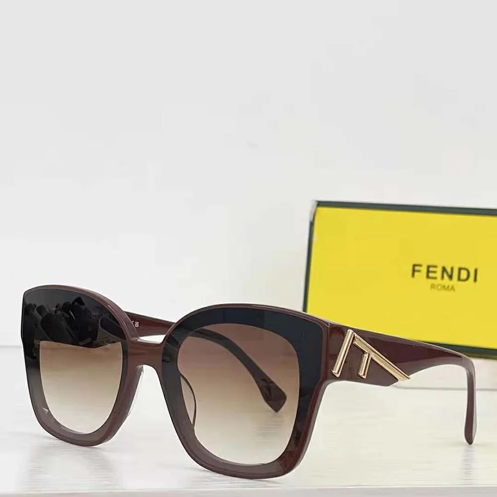 Fendi Square Fendi First Caramel Acetate Sunglasses for Women Fendi Square Fendi First Caramel Acetate Sunglasses for Women
