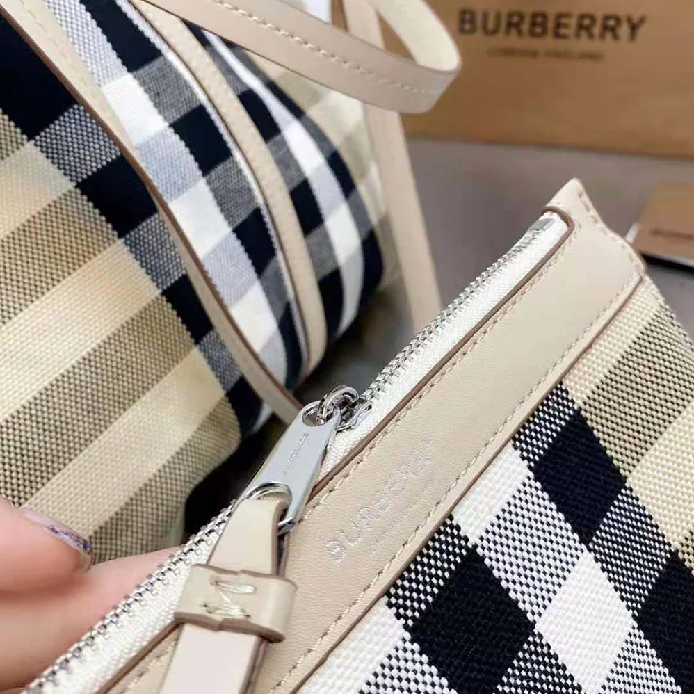 Burberry Medium Check Canvas Beach Tote for Women Burberry Medium Check Canvas Beach Tote for Women