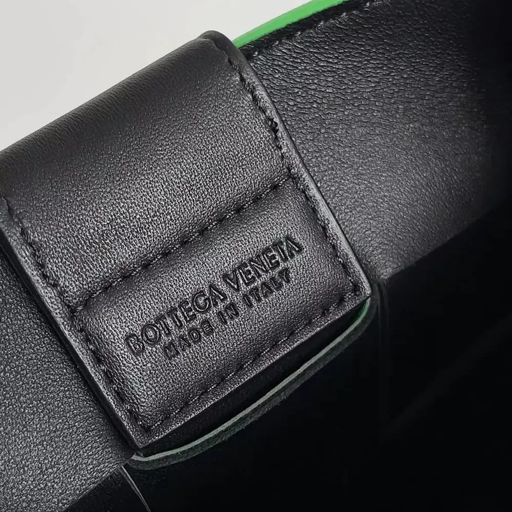 Bottega Veneta Mini Cassette Cross-Body Bag for Unisex in Green