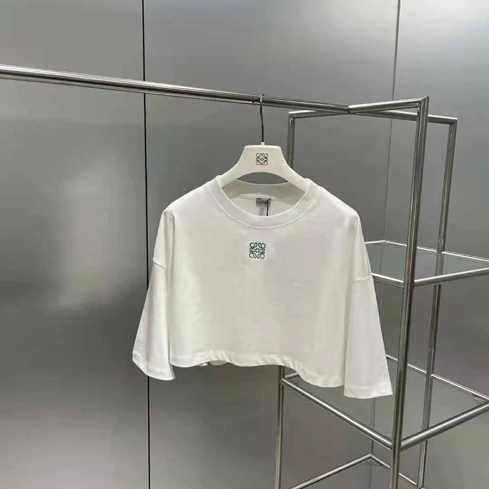 Loewe Cropped Anagram T-shirt in Cotton for Women in White Loewe Cropped Anagram T-shirt in Cotton for Women in White