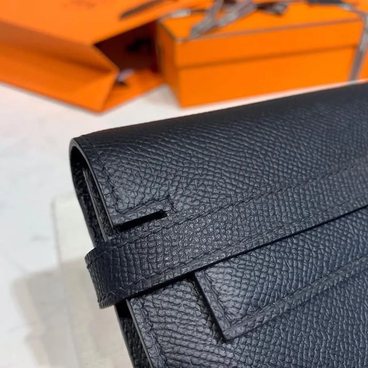 Hermes Kelly Wallet To Go Woc Black With Gold Toned Hardware Bag /