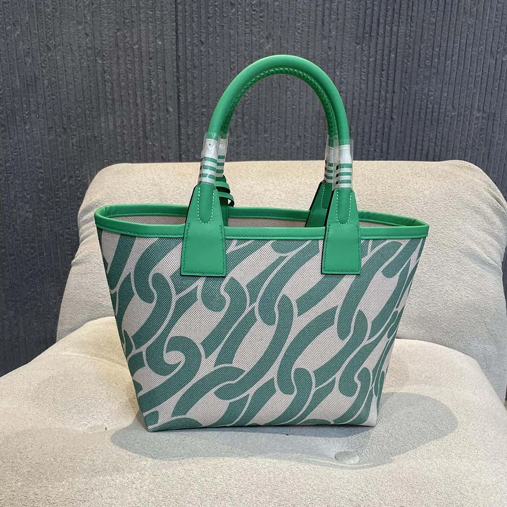 Hermes Steeple 25 Ecru Tote Bag for Unisex in Green Hermes Steeple 25 Ecru Tote Bag for Unisex in Green