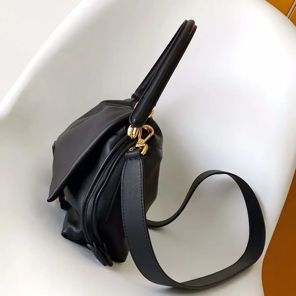 Fendi Mamma Baguette Medium Black Nappa Leather Bag for Women
