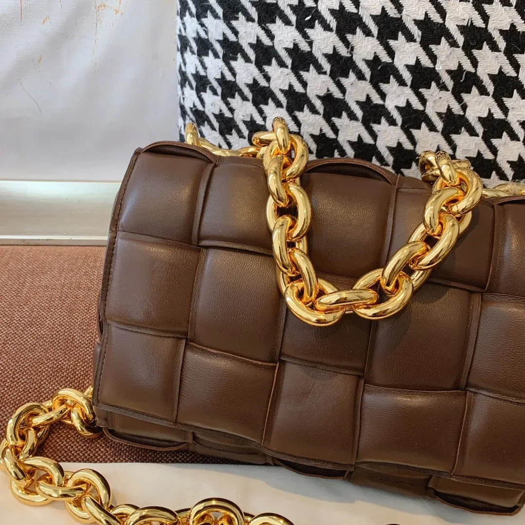 Bottega Veneta Chain Cassette Fondant