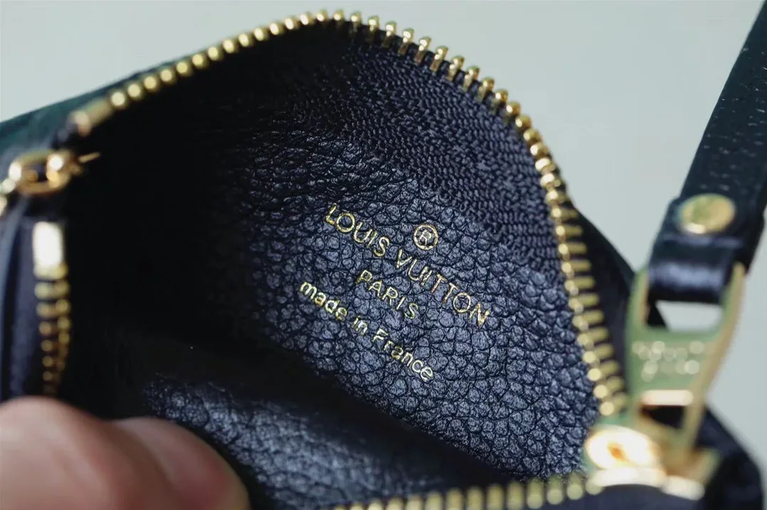 Louis Vuitton Key Pouch Monogram Empreinte Black Louis Vuitton Key Pouch Monogram Empreinte Black