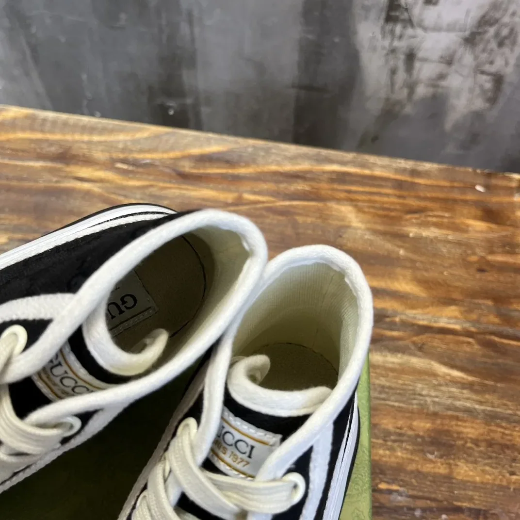 Gucci Chunky Sneaker Black Gucci Chunky Sneaker Black